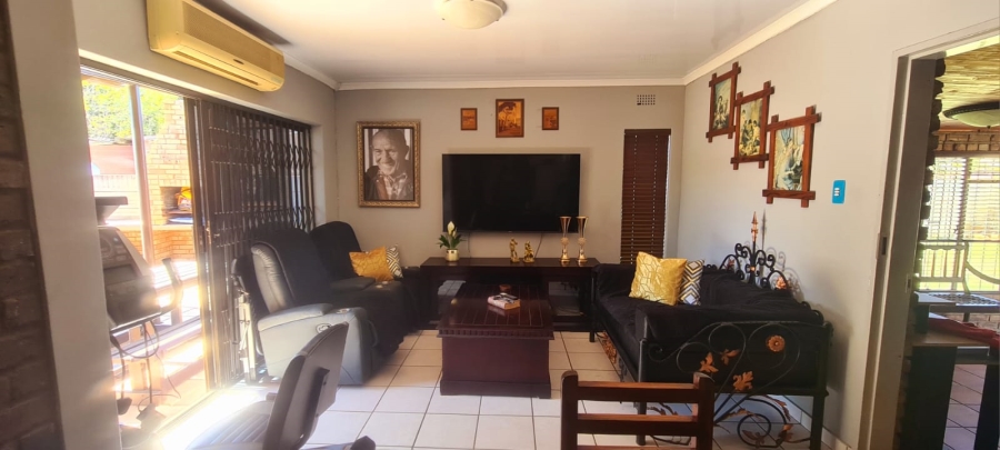 3 Bedroom Property for Sale in Orkney Park North West